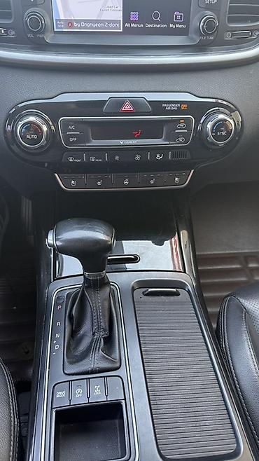 kia sorenta: Kia Sorento: 2017 г., 2 л, Автомат, Бензин, Кроссовер — 6