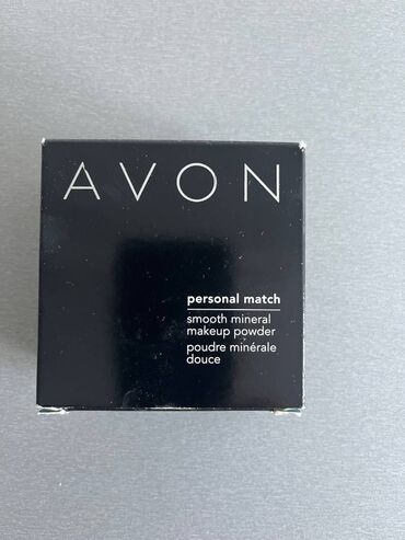 Šminka: AVON sminka NOVO Avon puder NOVO Puder sa ogledalo i aplikatorom — 10