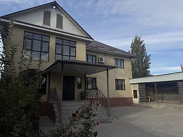 срочно продаю дом с магазином: 6 комнат и более, 350 м², 5 соток, Аламедин (ГЭС-2), Собственник — 5