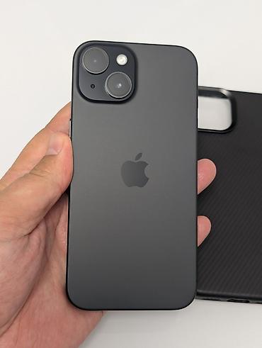 IPhone 15, Б/у, 128 ГБ, Midnight, Защитное стекло, 97 %
