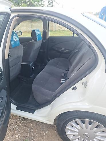 Nissan: Nissan Sunny: 1.6 l | 2007 il Sedan — 11