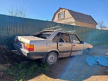 Другие детали кузова: Продаю Автомобиль на разбор/запчасти. Кузов: седан бежевого цвета — 12