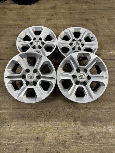 Диски: Литые Диски R 17 Toyota, Комплект, отверстий - 6, Б/у — 8