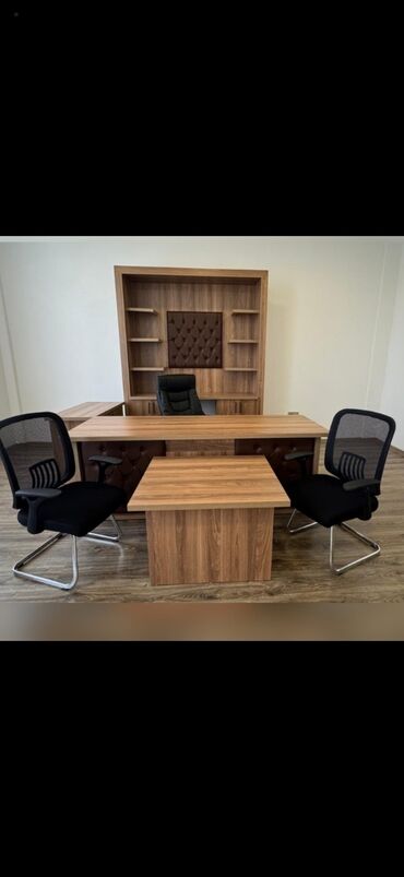 красивые платья на прокат в баку: *Yeni Ofis mebeli işlənməyib 990₼ təcili* satılır kreslolarda