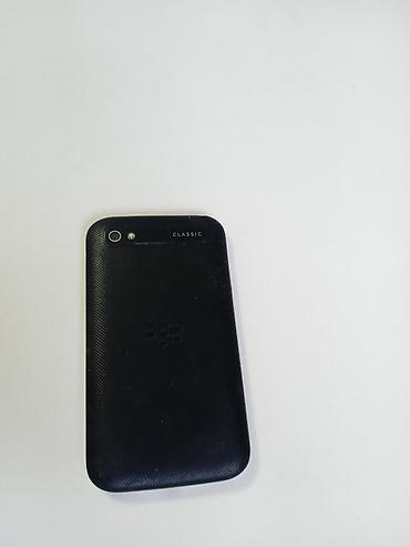 смартфоны блэкберри: BlackBerry Classic (Q20) с аппаратной QWERTY‑клавиатурой. - Экран — 2