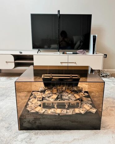 Мебель на заказ: Кратко о нас ⬇️ “Мы создаём дизайнерские столы в премиум-стиле — 3