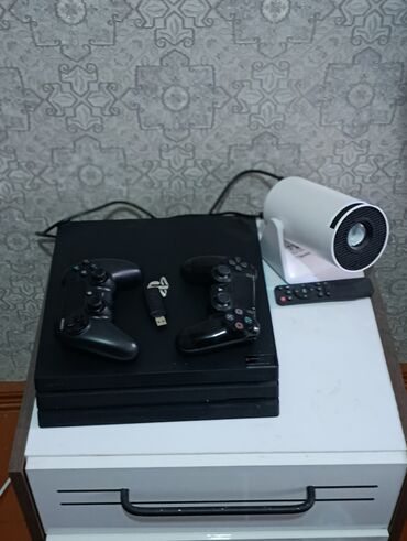 домашний кинотеатр sony: Komplekt olaraq da satilir ayri ayri da ps4 pro 1 tb daxili yaddaş