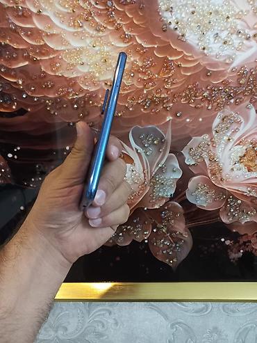 honor 8 s: Xiaomi Mi 9, rəng - Mavi, 
 Sensor — 3
