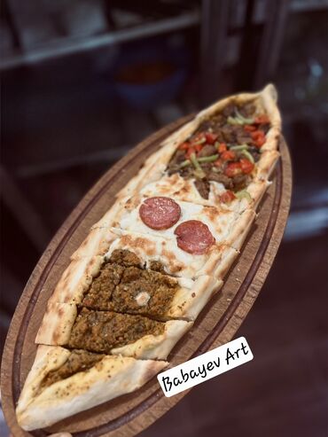 Aşpazlar: Hamburqer ustası, 24 yaş, 6 ildən artıq təcrübə — 16