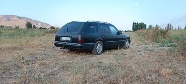 Mercedes-Benz: Mercedes-Benz E-Class: 1990 г., 2.3 л, Механика, Бензин, Универсал at lalafo.kg — 18 Mercedes-Benz: Mercedes-Benz E-Class: 1990 г., 2.3 л, Механика, Бензин, Универсал — 18