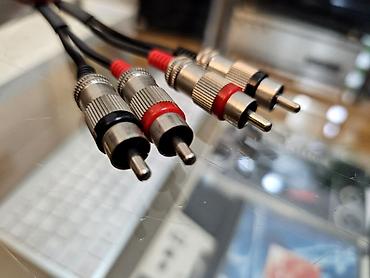 Aksesoari za TV i video: Interconnect RCA Činč Kabl 10 metara RCA audio kabl – 2x RCA na 2x RCA — 4