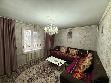 Продажа домов: Дом, 100 м², 3 комнаты, Собственник, Старый ремонт — 1