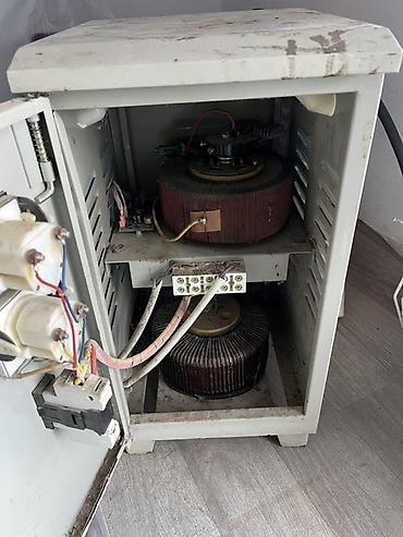 ventil: ZENX SVC-7500VA – Avtomatik AC Gərginlik Tənzimləyicisi - Güc: 7500 — 2