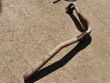 Auto delovi: Prednja grana auspuha Lada 7 Riva. Cena 1500 dinara komad. Imam — 9