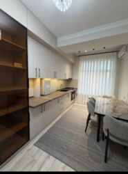 Продажа квартир: 3 комнаты, 101 м², Индивидуалка, 6 этаж, Дизайнерский ремонт — 1