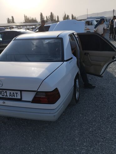 Транспорт: Mercedes-Benz W124: 1988 г., 2.9 л, Механика, Дизель, Седан