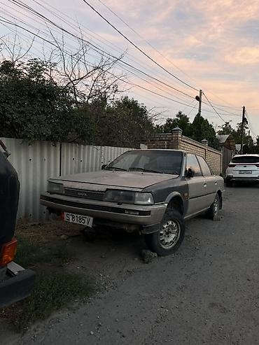 тайота камри 1990: Toyota Camry: 1989 г., 2 л, Механика, Бензин, Седан — 1
