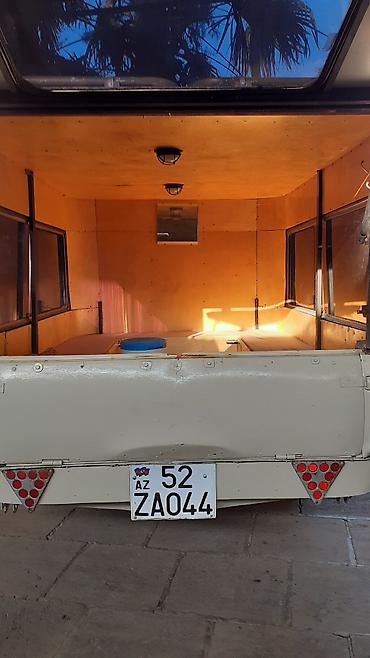 Qoşqular: Yüngül qoşqu – salonlu, pəncərəli, açılan arxa qapaqlı — 5