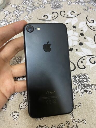 iphone dubay 14: IPhone 7, 32 ГБ, Черный