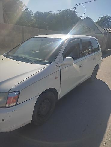 e klass: Toyota Gaia: 2002 г., 2 л, Автомат, Бензин, Минивэн — 2