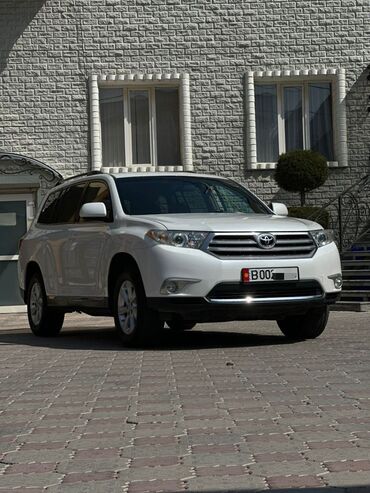 Toyota: Тойота Хайландер ( полный привод 4ВД) 2011год Топливо:Бензин. Объем