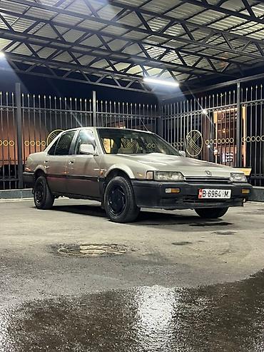 1987: Honda Accord: 1987 г., 2 л, Механика, Бензин, Седан — 4
