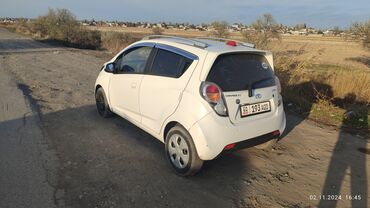 Chevrolet: Chevrolet Spark: 2010 г., 0.1 л, Автомат, Бензин, Хэтчбэк