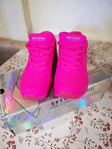 moje krp: Kvalitetne zenske patike poznate marke Skechers. Patike su malo nosene — 7