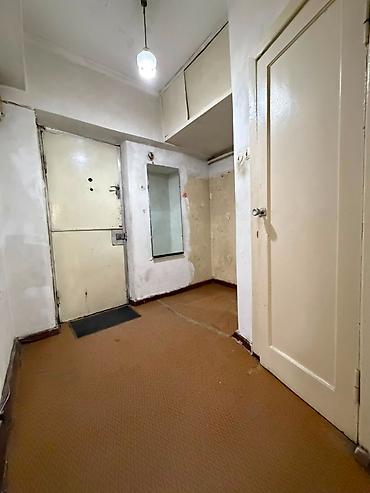 индив: 1 комната, 31 м², Вечерка Индивидуалка, 2 этаж, Требуется ремонт — 5