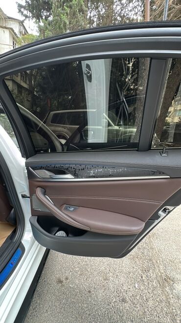 BMW: BMW 5 series: 2 l | 2021 il Sedan — 12