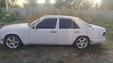 Продажа авто: Mercedes-Benz W124: 1993 г., 3.2 л, Автомат, Бензин, Седан — 5
