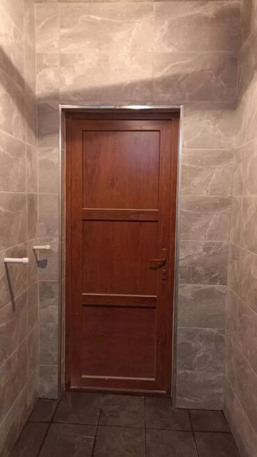 Plitə işləri: Kafel–metlax, keramaqranit və suvaq ustası Xidmətlər: - Hamam, mətbəx — 20