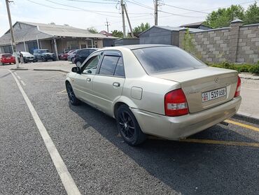 Mazda: Mazda 323: 2002 г., 2 л, Механика, Бензин, Седан — 6
