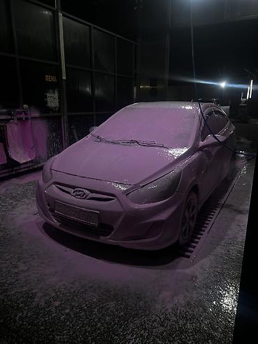 kia 2021: Hyundai Solaris: 2013 г., Бензин, Седан — 2