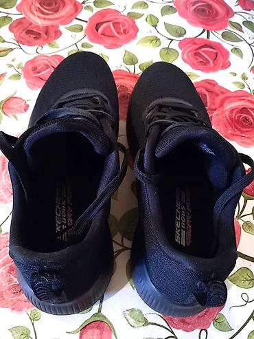 beoshoes obuca: Odlicne zenske patike poznate marke Skechers u crnoj boji. Patike su — 8