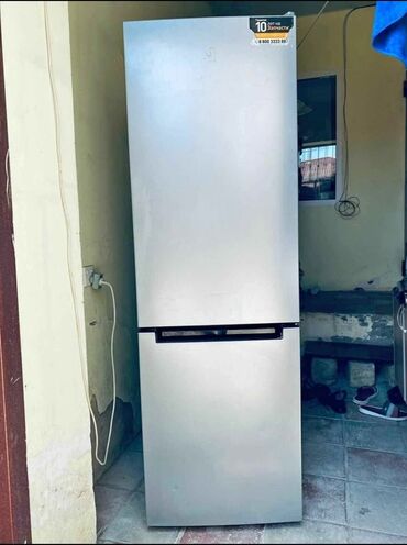 Другая техника для кухни: LG iki qapılı soyuducu (aşağıda dondurucu), gümüş rəngdə korpus