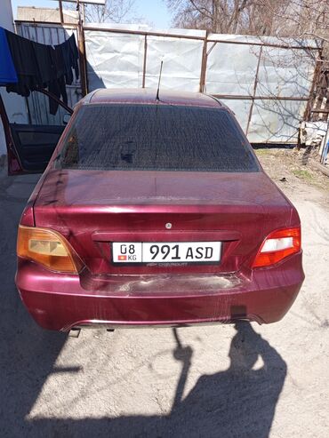 Daewoo: Daewoo Nexia: 2008 г., 1.6 л, Механика, Газ, Седан