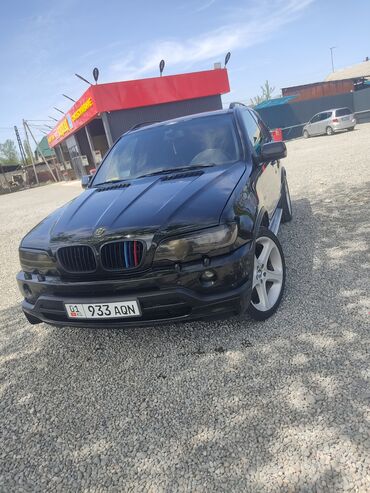 bmw x5 m 4 4 at: BMW