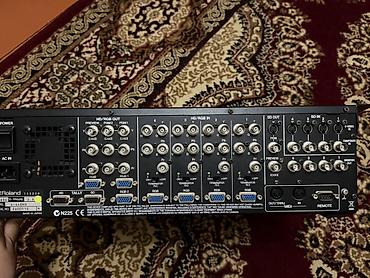 ses mikseri: Roland Edirol V-440HD – Multi-Format Video Mixer Xüsusiyyətlər: - SD — 2