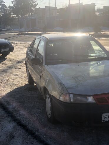 жыгули семёрка: Daewoo Nexia: 1999 г., 1.5 л, Механика, Бензин, Седан