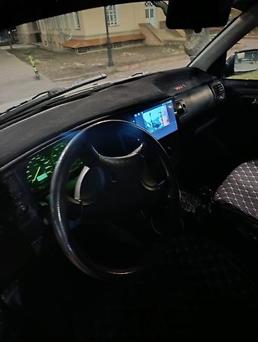 Volkswagen: Volkswagen Golf: 1993 г., 1.8 л, Механика, Бензин, Хэтчбэк — 10