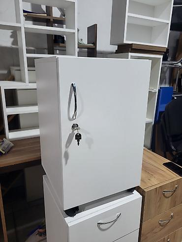 тумба на колесиках: Ağ rəngli, təkərli kilidli dolab - Material: laminat/MDF tipli ağ — 2