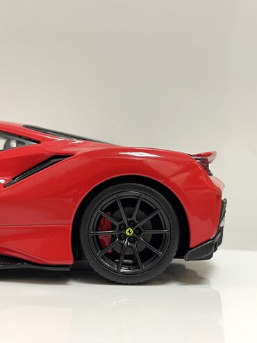 Avtomobil modelləri: Ferrari, 2025 il, 1:24, Dəmir, Rayonlara çatdırılma, Ödənişli çatdırılma, Ünvandan götürmə — 24