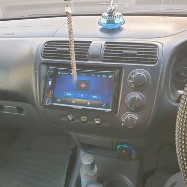 Honda: Honda Civic: 2004 г., 1.5 л, Автомат, Бензин, Седан — 25