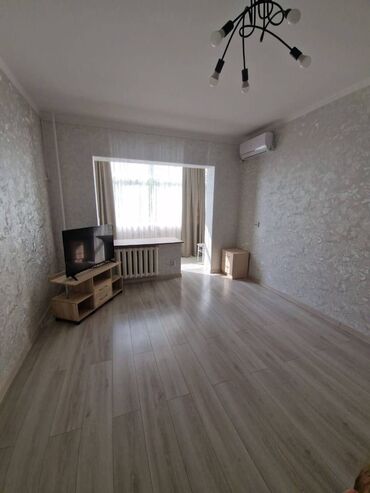 Отели и хостелы: 1 комната, 45 м², 106 серия, 1 этаж, Евроремонт