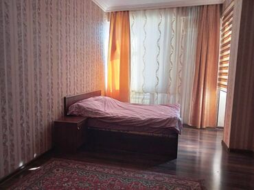 Mənzil kirayələyirəm: 3 otaqlı, 140 kv. m — 4