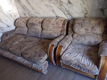 sofa: Прямой диван, Б/у — 2