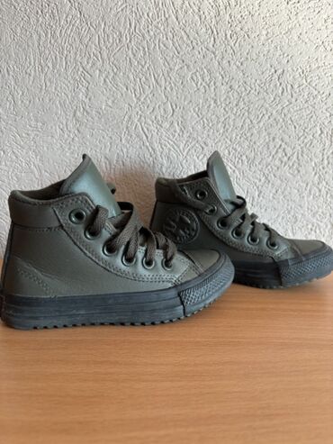 Sneakers: Converse, Size - 27, Waterproof