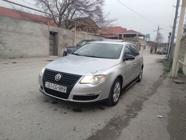 Volkswagen: Volkswagen Passat: 2 l | 2005 il Sedan