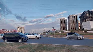 Дома: Ленин районунун ТЭЦ-2 конушунан 5 соток участок сатылат. 3 комнатный — 10